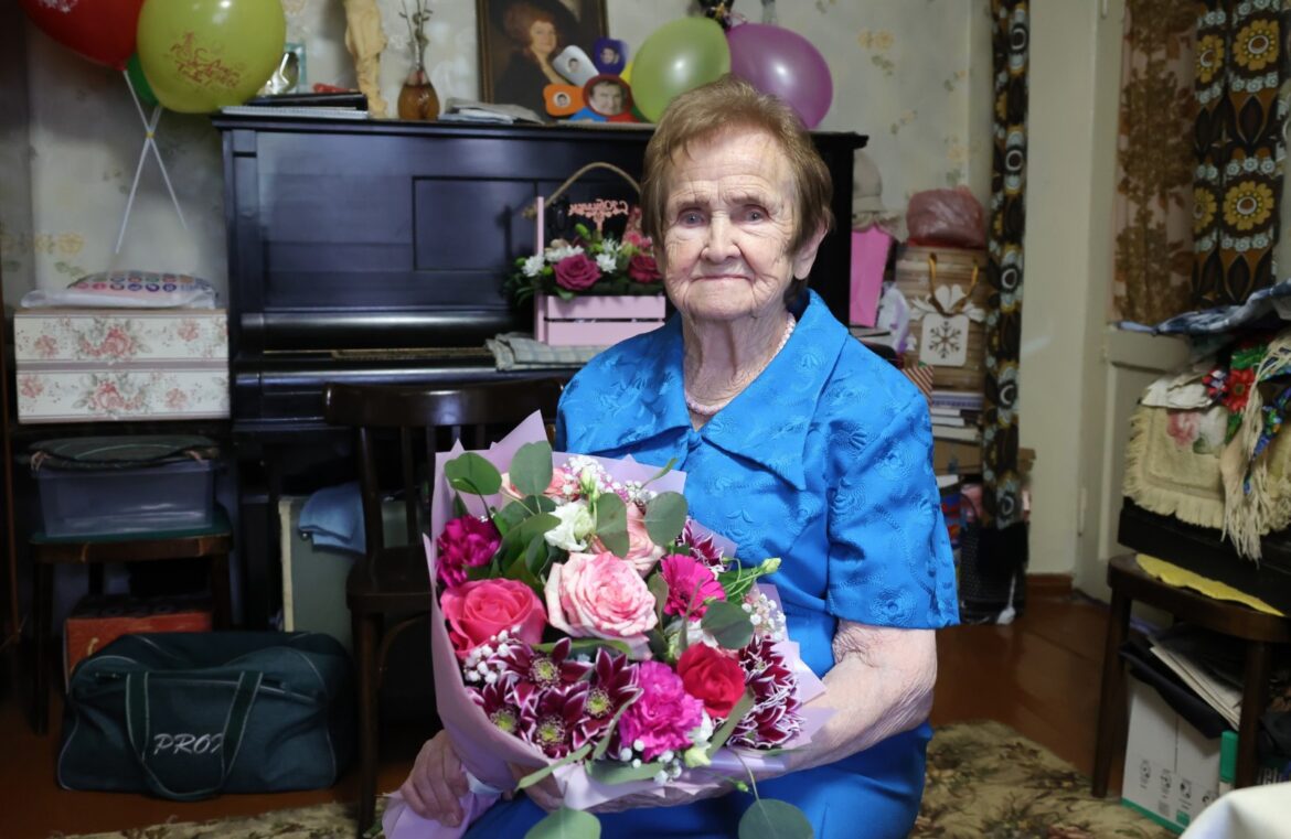 Жительница Выборга отметила 100-летний юбилей