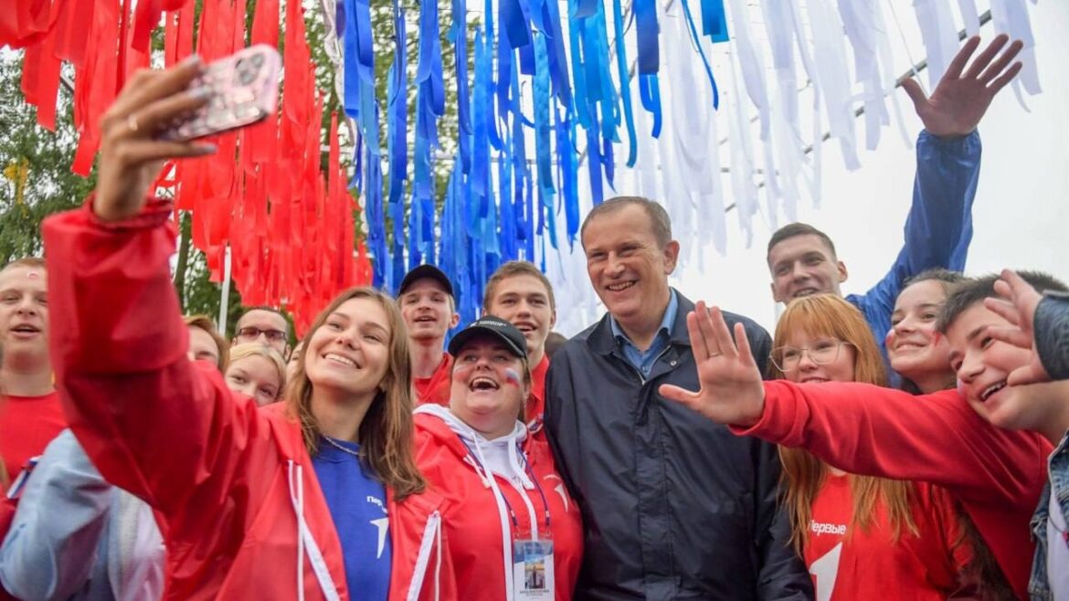 Александр Дрозденко отчитался за проделанную работу перед ленинградцами